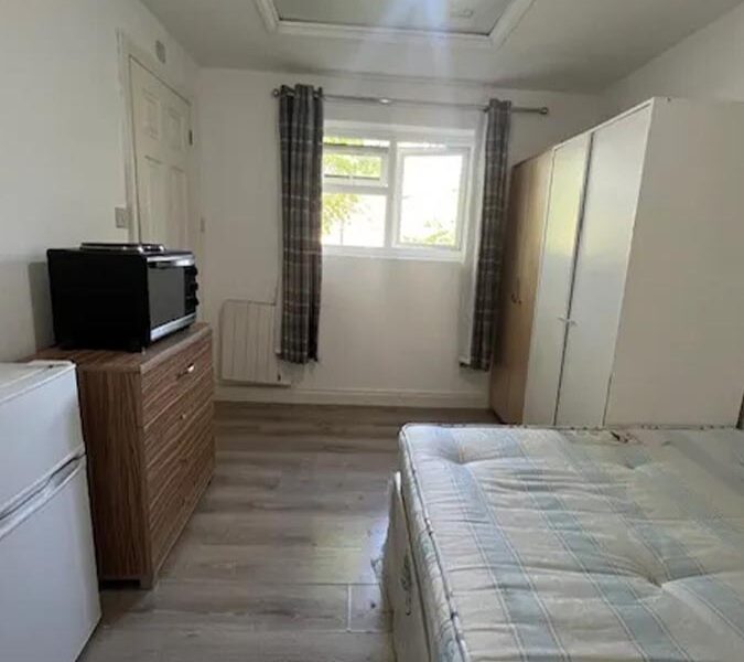 Studio to Rent in Springfield Road, Harrow HA1