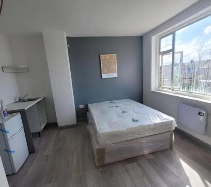 Studio in Harrow, HA1 2QH