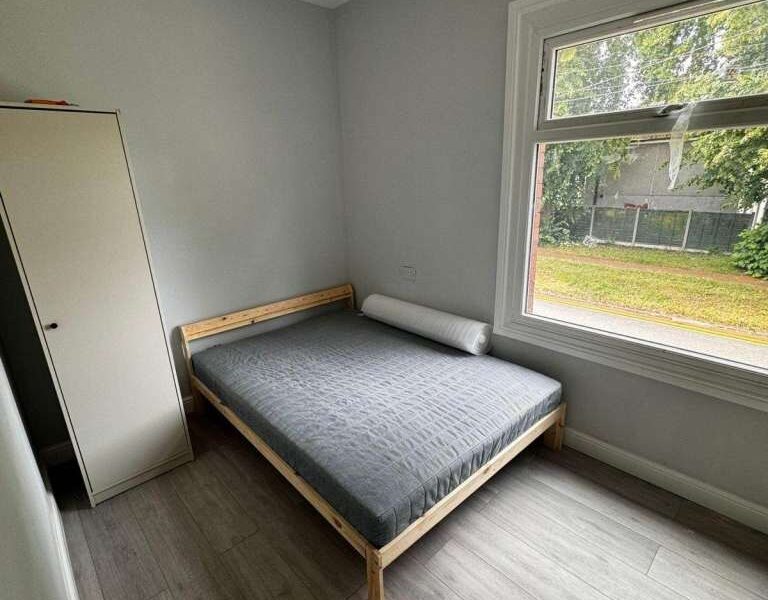 Room in Ashby-De-La-Zouch, Leicestershire, LE65 2JL