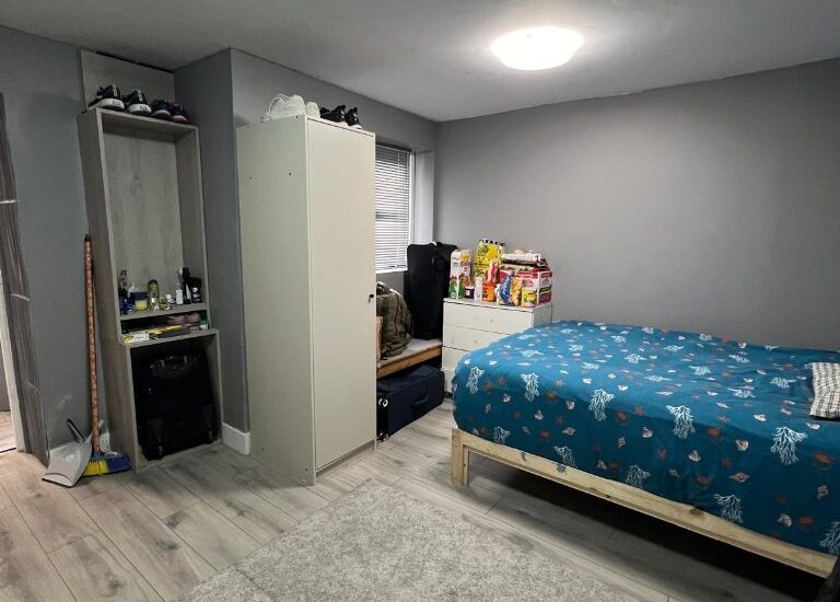 Studio in Leicester, LE4 7AN