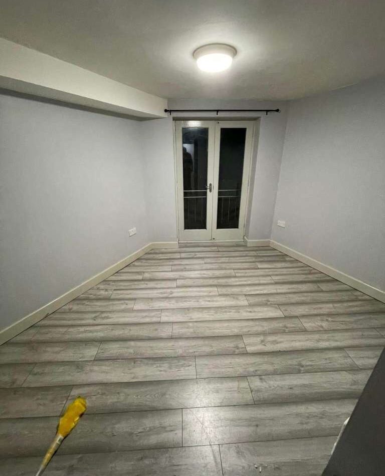 2 Bed-Flat in Trowbridge, BA14 8JU