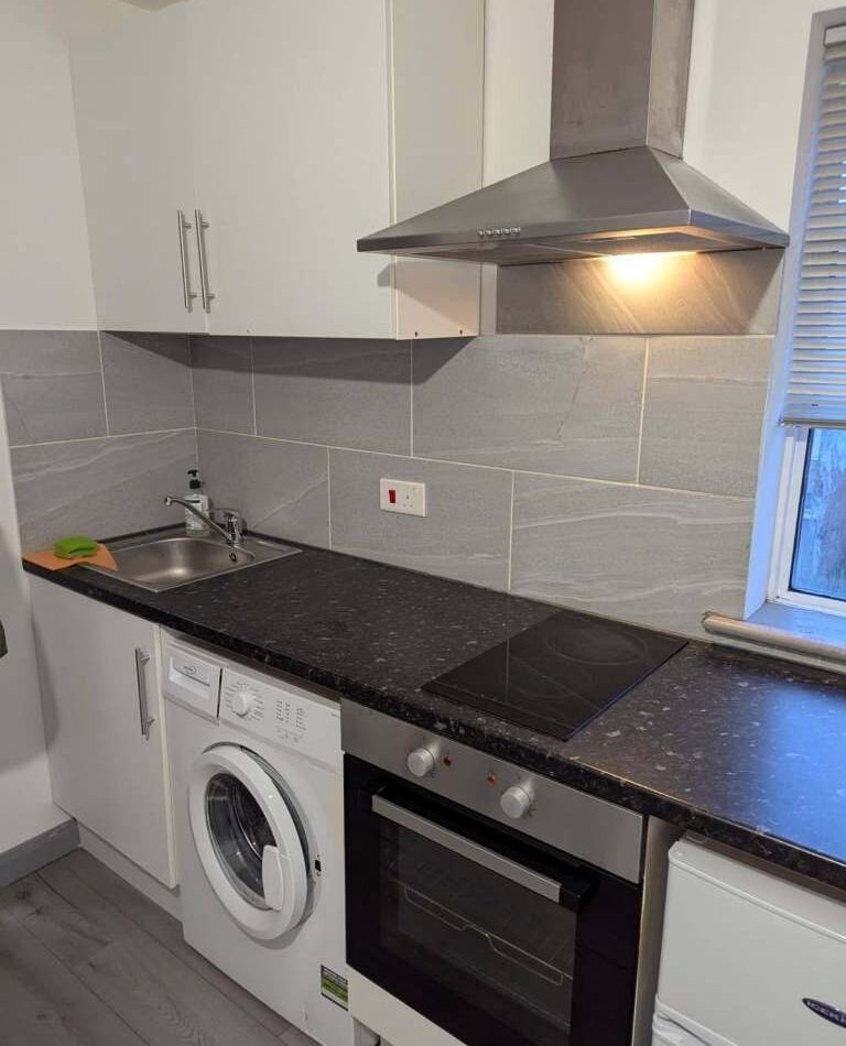 En-Suite Room in London, Northolt, UB5 4LX